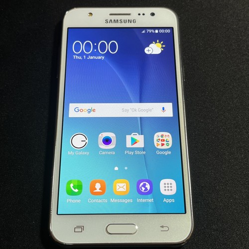 Samsung galaxy smartphone - j5,